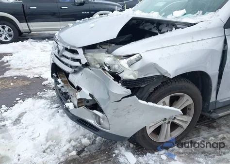 2012 Toyota Highlander Limited V6 z USA, uszkodzony, nr VIN 5TDYK3EH6CS057009